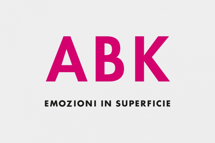 ABK踏上法國領土