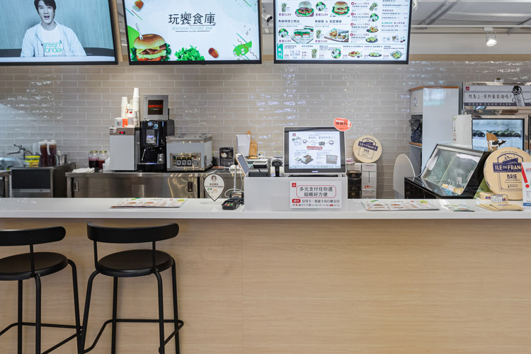 IKEA內湖店大潤發鮮食集